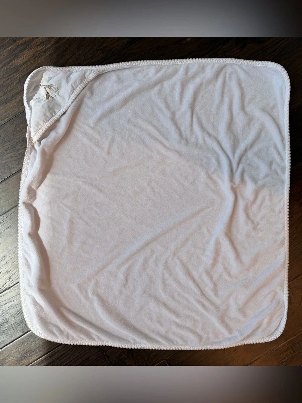 Pottery barn kids giraffe clouds hooded bath towel